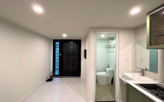 HongHome Nguyen Cu Trinh: 2BR Duplex